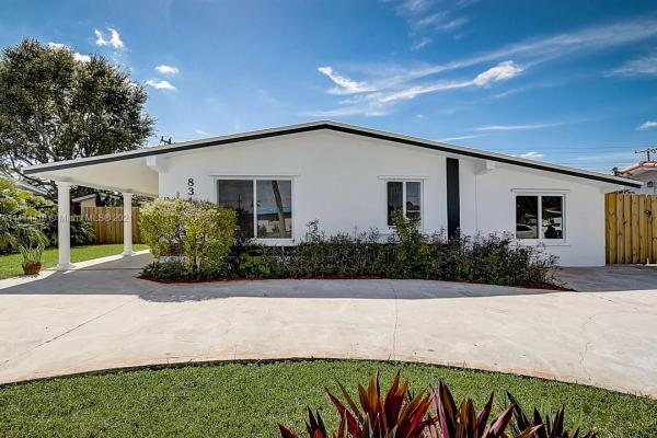 Fontainebleau Gardens, 8310 SW 12th Ter, Westchester, Florida 33144, image 2