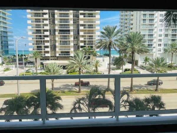 Seacoast 5700, 5700 Collins Ave #4N, Miami Beach, Florida 33140, image 2