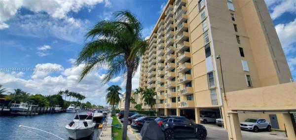 Vecino Del Mar, 2350 NE 135th St #1512, North Miami, Florida 33181, image 2
