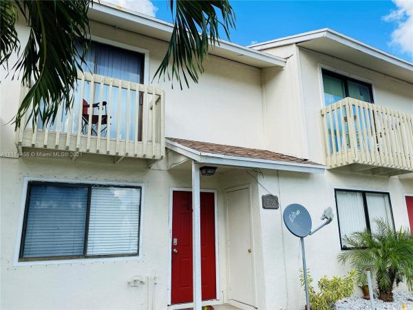 Canalakes, 3103 Poolside Dr, Greenacres, Florida 33463, image 2