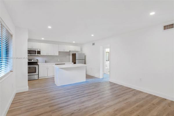 Courtyards Of The Grove, 3242 Mary St #S 311, Miami, Florida 33133, image 2