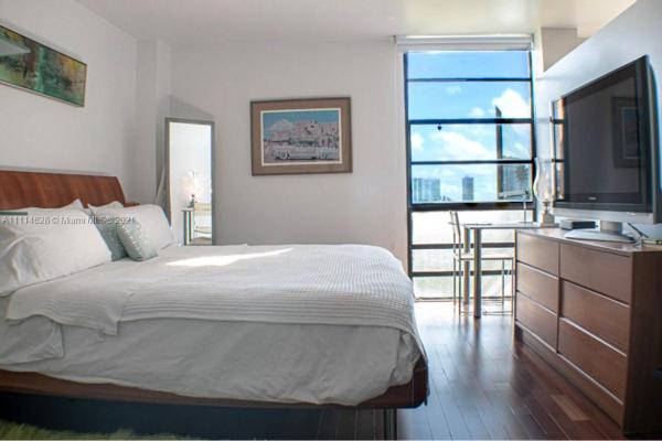 Biscaya, 20400 W Country Club Dr #810, Aventura, Florida 33180, image 1