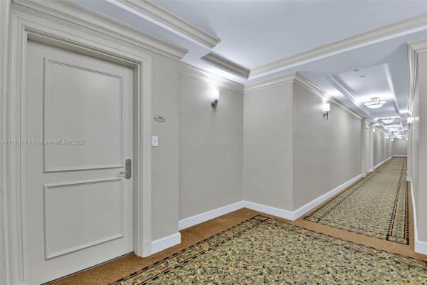 Turnberry Village South Tower, 19900 E Country Club Dr #902, Aventura, Florida 33180, image 2
