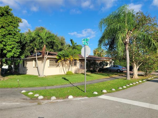 Town Park Heights, 1140 SW 96th Ave, Westchester, Florida 33174, image 1