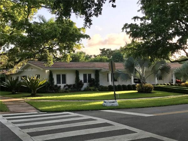 Biscayne Bay, 600 Tiziano Ave, Coral Gables, Florida 33143, image 2