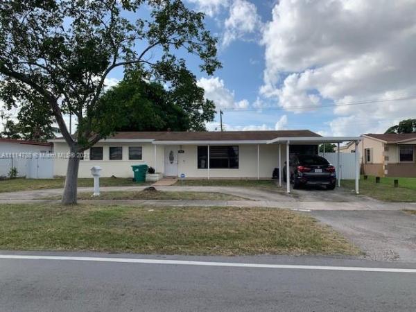 Carol City, 4470 NW 173rd Dr, Miami Gardens, Florida 33055, image 2