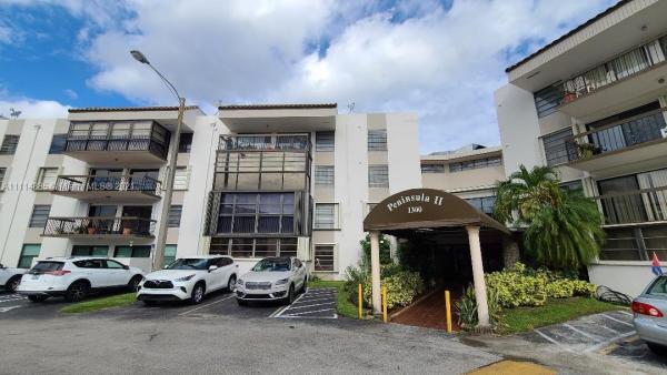 Peninsula At International Gardens, 1300 SW 122nd Ave #408-2, Tamiami, Florida 33184, image 2