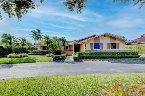 Sunkist Estates, 8470 SW 58th St, Olympia Heights, Florida 33143, image 1