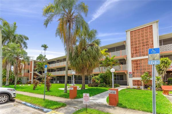 Floridian Arms, 1450 NE 170 St #204, North Miami Beach, Florida 33162, image 2