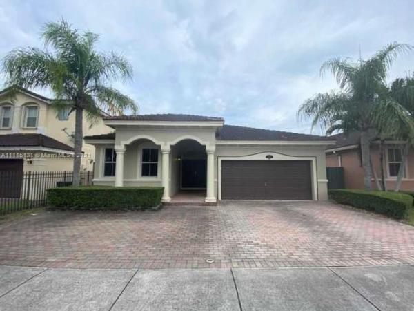Grand Lakes, 15173 SW 16th #15173, University Park, Florida 33185, image 2