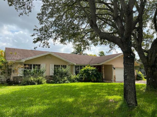 Live Oaks, 14435 SW 139th Ct, Country Walk, Florida 33186, image 2