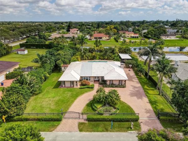Country Club Ranches, 3351 SW 141st Ave, Miramar, Florida 33027, image 2