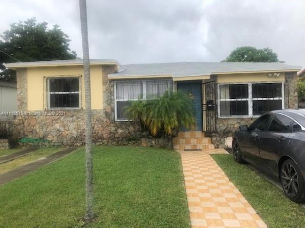 Twelfth Street Manors, 210 NW 32nd Pl, Miami, Florida 33125, image 2