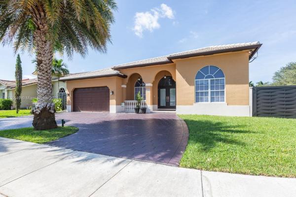 2806 SW 143rd Ct, Unincorporated Dade County, Florida 33175, image 2