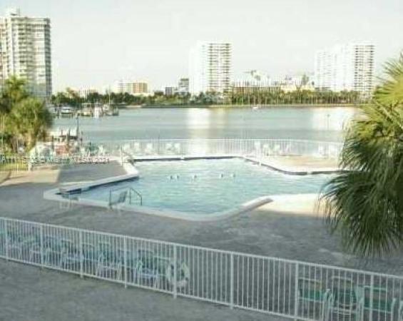 Point East, 2905 Point East Dr #L605, Aventura, Florida 33160, image 2