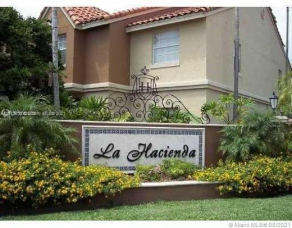 La Hacienda Country Club Of Miami, 18306 NW 68th Ave #H, Country Club, Florida 33015, image 2