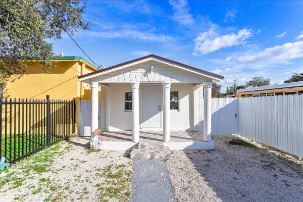 North Miami Estates, 1629 NW 43rd St, Miami, Florida 33142, image 2