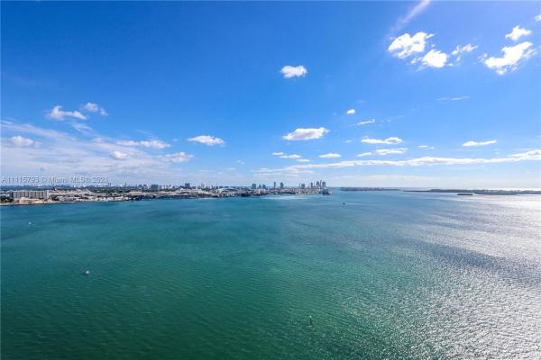 St Louis, 800 Claughton Island Dr #2402, Miami, Florida 33131, image 2