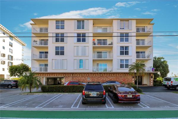 Lexington, 9270 W Bay Harbor Dr #4C, Bay Harbor Islands, Florida 33154, image 2