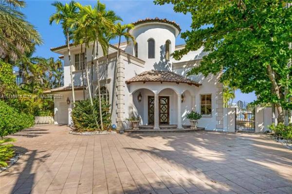 Navarro Isle, 220 S Gordon Rd, Fort Lauderdale, Florida 33301, image 1