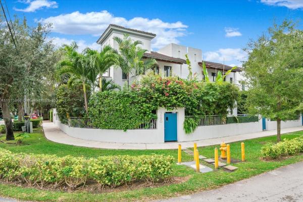 Villas Margarita, 3150 Jackson Ave #1, Miami, Florida 33133, image 2