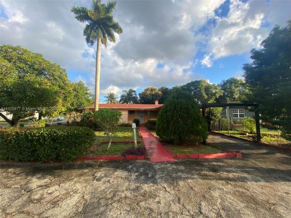Biscayne Gardens, 14895 S River Dr, Golden Glades, Florida 33167, image 2