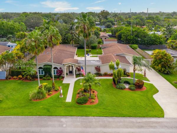University Pines, 14540 SW 95th Ave, Kendall, Florida 33176, image 2