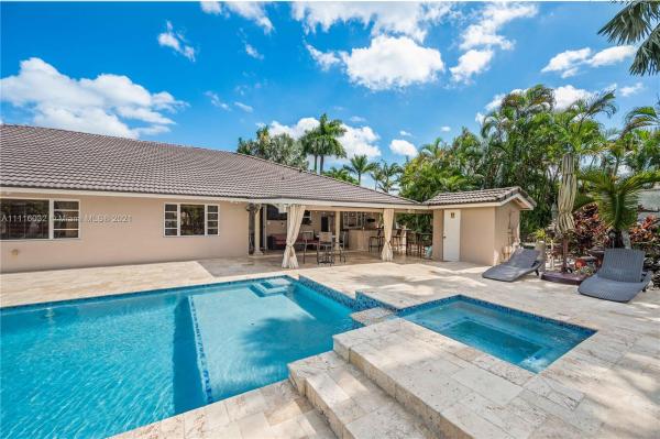 520 NW 127th Ave, Tamiami, Florida 33182, image 2