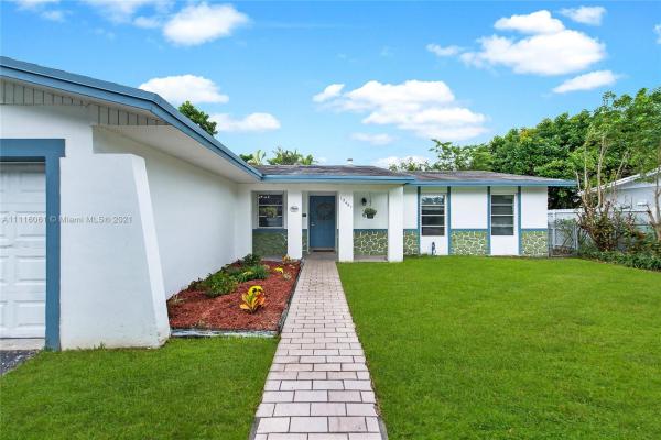 Winston Park, 13461 SW 79th St, Kendale Lakes, Florida 33183, image 2