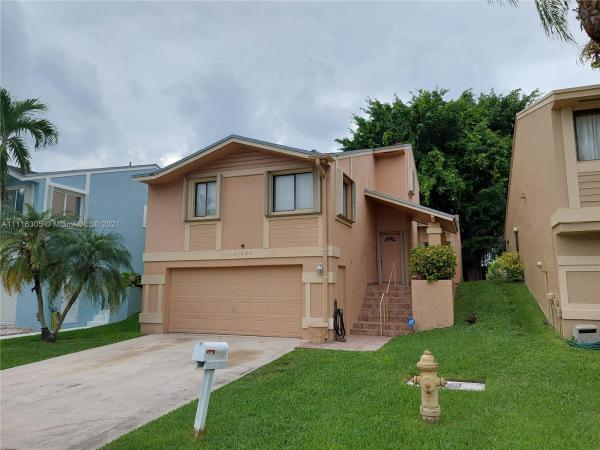 Montego Bay, 21624 SW 98th Pl, Cutler Bay, Florida 33190, image 2