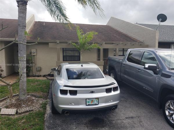 Townhomes Of Audubon, 1272 Sandpiper Blvd, Homestead, Florida 33035, image 2