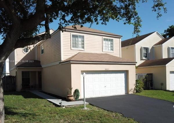 Catalina West, 10021 SW 223rd Ter, Cutler Bay, Florida 33190, image 2