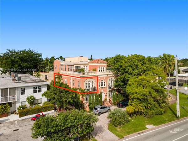 2870 Pine Tree, 2870 Pine Tree Dr #3, Miami Beach, Florida 33140, image 2