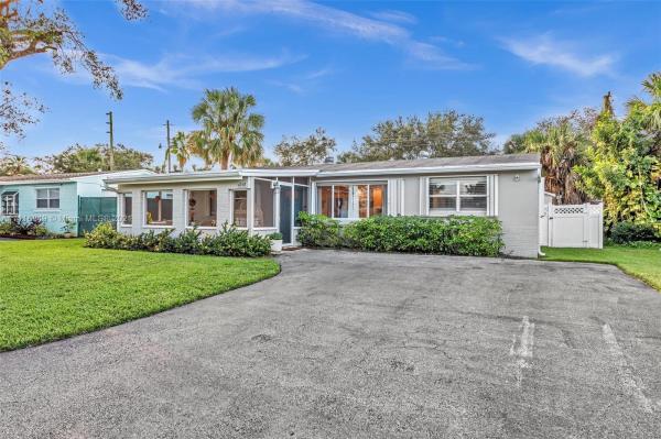 Nicholas Park, 4268 S Mary Cir, Palm Beach Gardens, Florida 33410, image 2