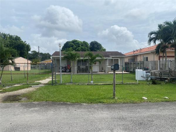 Silver Palm Park, 22840 SW 123rd Ct, Goulds, Florida 33170, image 2