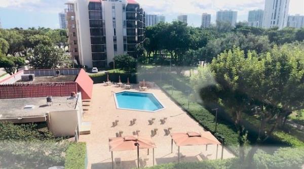 Bravura, 3101 N Country Club Dr #511, Aventura, Florida 33180, image 2