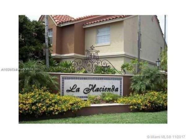 La Hacienda Country Club Of Miami, 18322 NW 68 Ave #g, Hialeah, Florida 33015, image 2