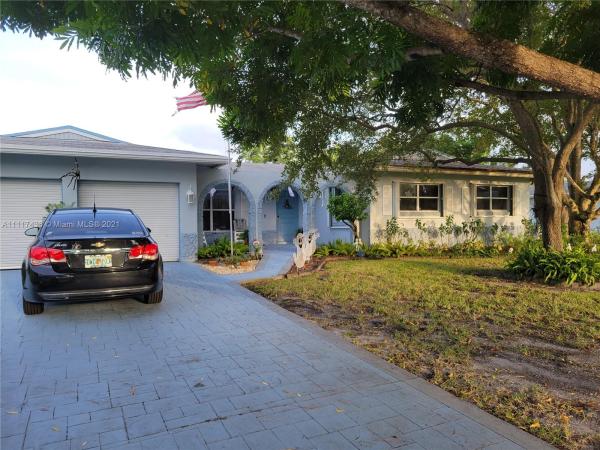 Pine Meadows Estates, 12231 SW 119th Pl, Three Lakes, Florida 33186, image 2