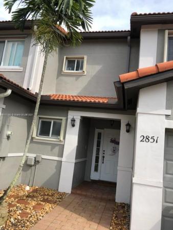 Harbour Lake Townhomes, 2851 SW 129th Way, Miramar, Florida 33027, image 2
