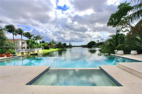 Highland Lakes Estates, 2286 NE 215th St, Ojus, Florida 33180, image 1