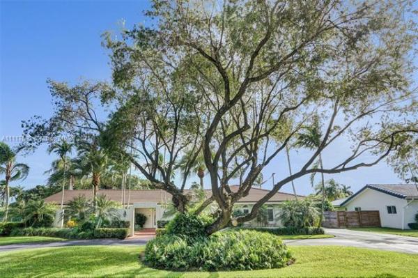 Fleeman Estates, 9844 SW 124th Ter, Kendall, Florida 33176, image 2
