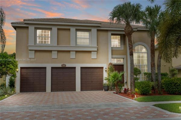 Walden, 2302 Ridgewood Cir, Royal Palm Beach, Florida 33411, image 2