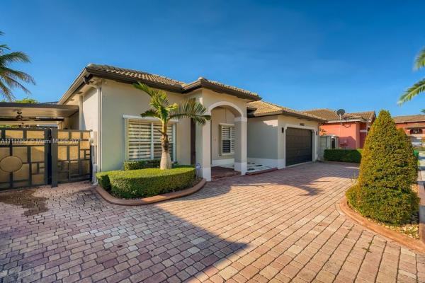 Miracle West, 14872 SW 32nd Ln, University Park, Florida 33185, image 2