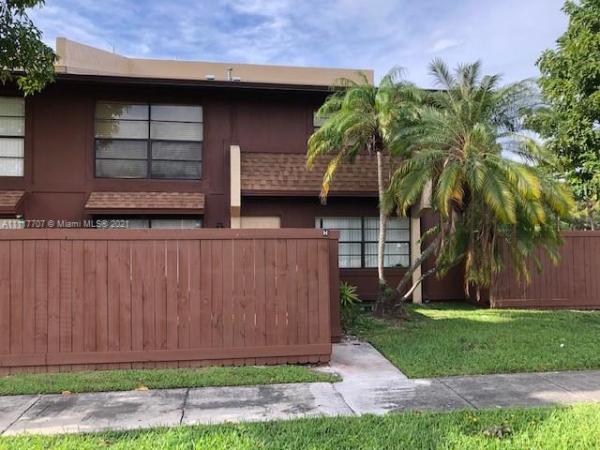 Snapper Village, 6606 SW 115th Ct #H, Kendall, Florida 33173, image 2