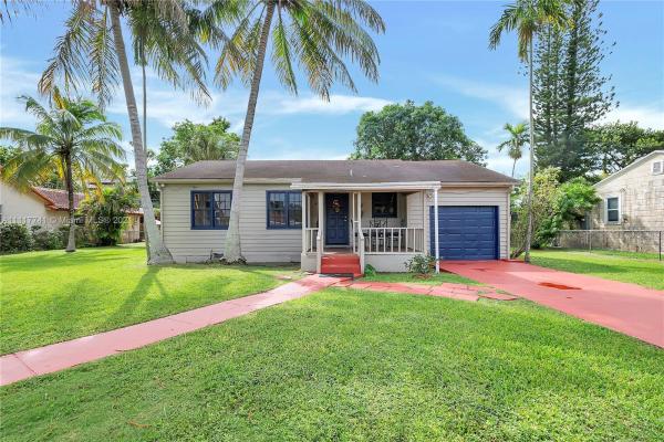 4340 SW 10th St, Unincorporated Dade County, Florida 33134, image 2