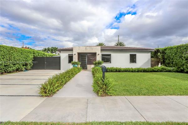 Central Miami, 7509 SW 30th St, Coral Terrace, Florida 33155, image 2