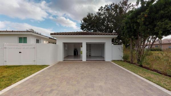 Happy Farms Acres, 9898 SW 32nd St, University Park, Florida 33165, image 2