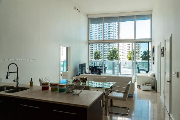 Icon Brickell Tower 1, 465 Brickell Ave #1505, Miami, Florida 33131, image 1