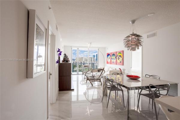 Parque Towers, 330 Sunny Isles Blvd #5-1005, Sunny Isles Beach, Florida 33160, image 2
