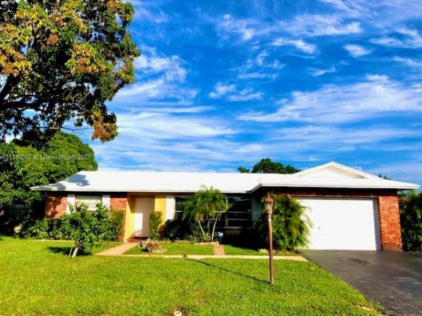 Woodcrest, 1446 E Scottsdale Rd E, West Palm Beach, Florida 33417, image 2